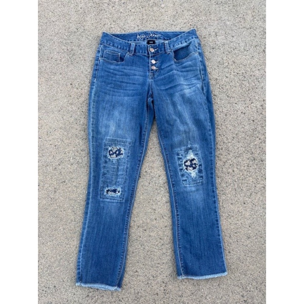 Ariya Jeans‎ Womens 9/10 Medium Wash Distressed Straight Leg Button Fly Denim